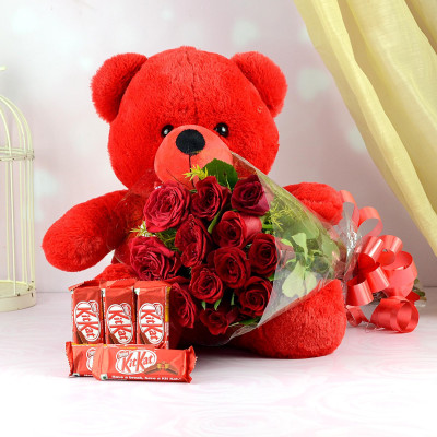 Winning Love Express Hamper Gift Online from OyeGifts